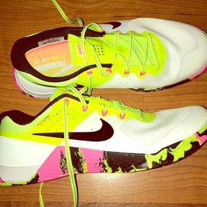 Nike tennis shoes
